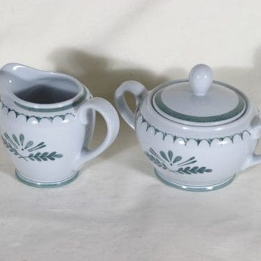 Arabia Green Thistle sokerikko ja kermakko, käsinmaalattu, suunnittelija , käsinmaalattu