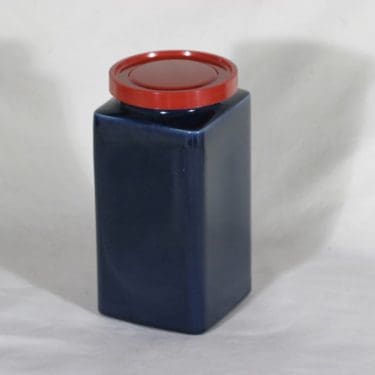 Arabia FF3 purnukka, 1.2 l, suunnittelija Raija Uosikkinen, 1.2 l, koristelematon