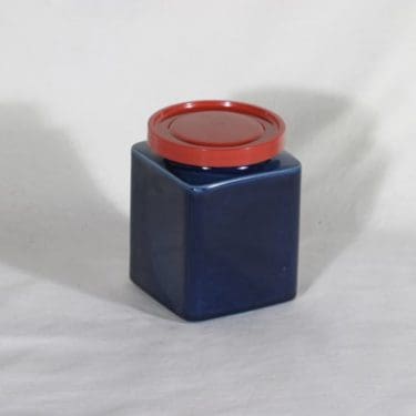 Arabia FF2 purnukka, 0.8 l, suunnittelija Raija Uosikkinen, 0.8 l, koristelematon