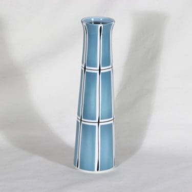 Arabia maljakko, käsinmaalattu, suunnittelija Olga Osol, käsinmaalattu, signeerattu