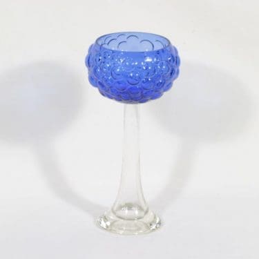 Kumela 5012-250 jalallinen malja, sininen, suunnittelija Kaj Blomqvist,