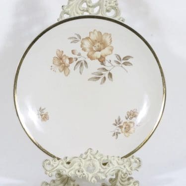 Arabia Myrna vati, suunnittelija Olga Osol, siirtokuva