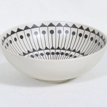 Kupittaan savi kulho, käsinmaalattu, suunnittelija Orvokki Laine, käsinmaalattu, signeerattu