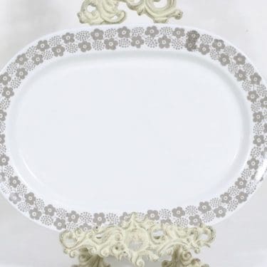 Arabia Rypäle vati, suunnittelija Raija Uosikkinen, soikea, serikuva