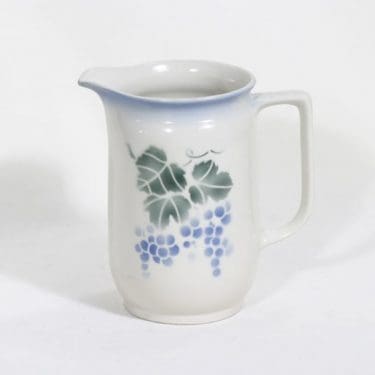 Arabia Rypäle kaadin, 1 l, suunnittelija Raija Uosikkinen, 1 l, puhalluskoriste