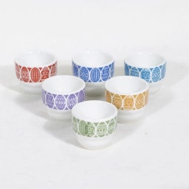 Arabia Kauno munakupit, eri värejä, 6 kpl, suunnittelija Raija Uosikkinen, painokoriste, ornamentti