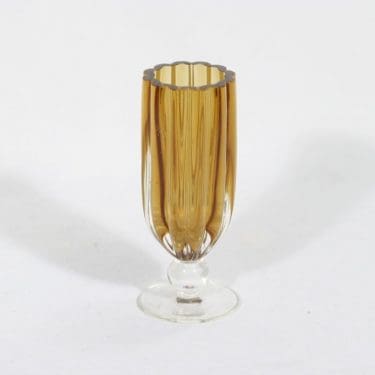 Kumela 4416 maljakko, jalallinen, suunnittelija Armando Jacobino, jalallinen