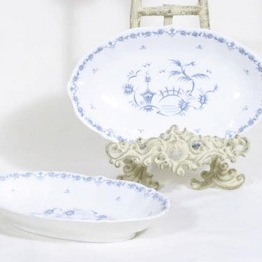 Arabia Mahjong vadit, 2 kpl, suunnittelija , soikea, kuparipainokoriste, art deco