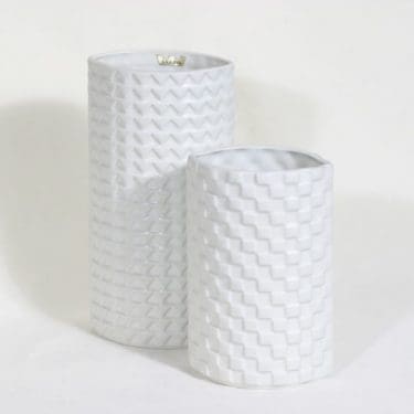 Arabia Harlekiini maljakot, valkoinen, 2 kpl, suunnittelija Kaarina Aho,