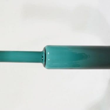 Riihimäen lasi Koristepullo koristepullo, signeerattu, suunnittelija Nanny Still, signeerattu