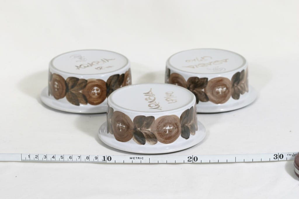 Arabia Rosmarin kulhot, käsinmaalattu, 3 kpl, suunnittelija Ulla Procope, käsinmaalattu, pieni, signeerattu kuva 2