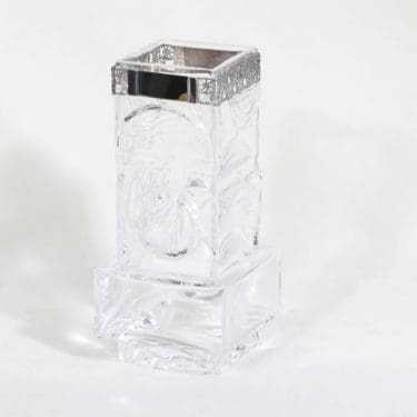 Turun Hopea Studio Sarpaneva maljakko, signeerattu, suunnittelija Pentti Sarpaneva, signeerattu, hopeavanne, uustuotanto