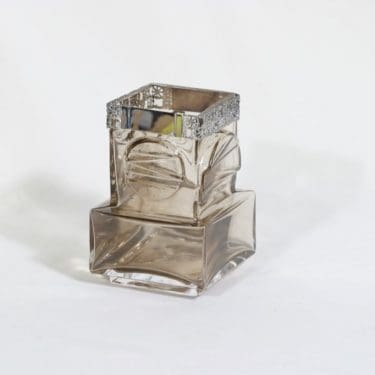 Turun Hopea Studio Sarpaneva maljakko, signeerattu, suunnittelija Pentti Sarpaneva, signeerattu, hopeapanta, uustuotanto