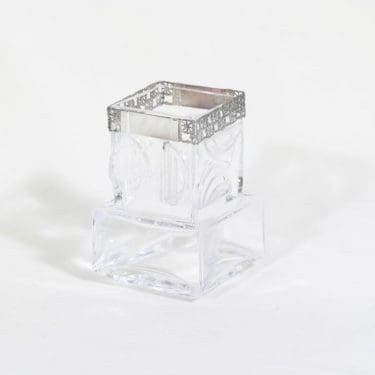 Turun Hopea Studio Sarpaneva maljakko, signeerattu, suunnittelija Pentti Sarpaneva, signeerattu, hopeavanne, uustuotanto