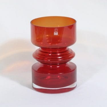 Riihimäen lasi Tiimalasi maljakko, punainen, suunnittelija Nanny Still,