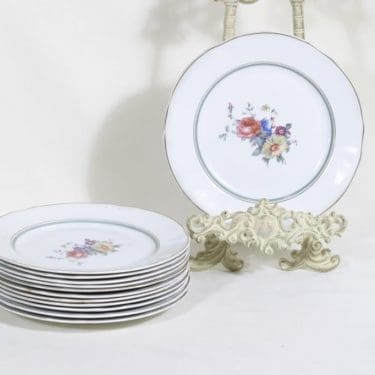 Arabia lautaset, kukkakuvio, 12 kpl, suunnittelija , kukkakuvio, siirtokuva