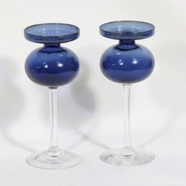 Riihimäen lasi 2660 kynttilänjalat, sininen, 2 kpl, suunnittelija Erkki Vesanto,