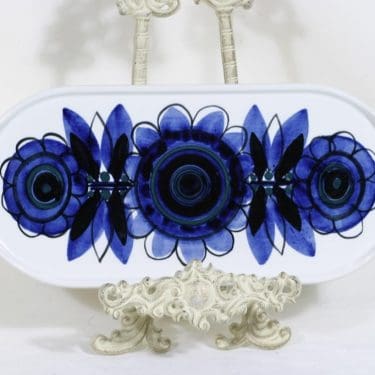 Arabia tarjotin, käsinmaalattu, suunnittelija Svea Granlund, käsinmaalattu, signeerattu