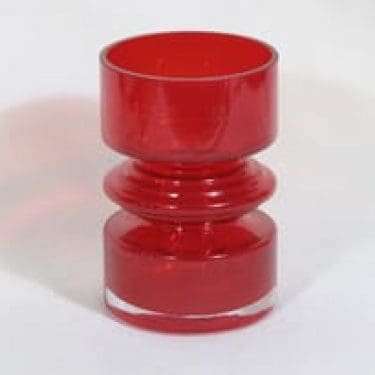 Riihimäen lasi Tiimalasi maljakko, punainen, suunnittelija Nanny Still,