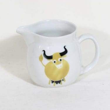 Arabia Heluna kaadin, 0.5 l, suunnittelija Raija Uosikkinen, 0.5 l, puhalluskoriste