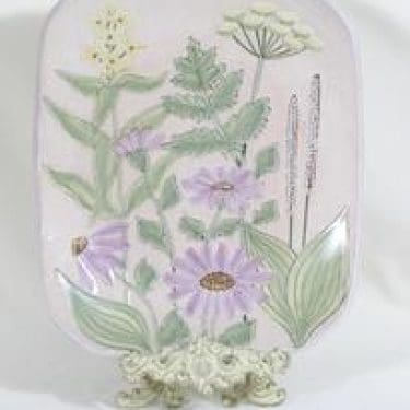 Kupittaan savi seinälaatta, käsinmaalattu, suunnittelija Kaisa Mertola, käsinmaalattu, massiivinen, signeerattu