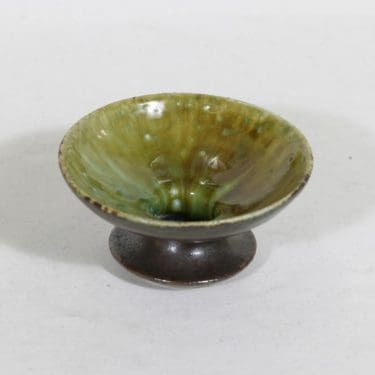 Arabia kynttilänjalka, käsinmaalattu, suunnittelija Liisa Hallamaa, käsinmaalattu, pieni, signeerattu