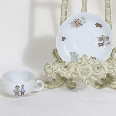 Arabia Hannu ja Kerttu lasten kuppi, suunnittelija , siirtokuva