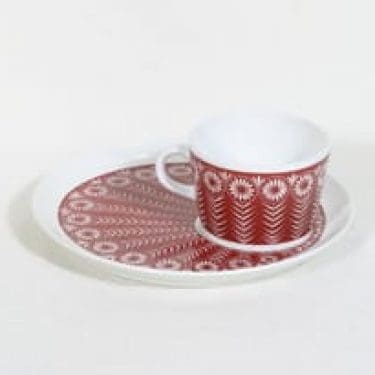 Arabia Riikinkukko kuppi ja lautanen, punainen, suunnittelija Raija Uosikkinen,