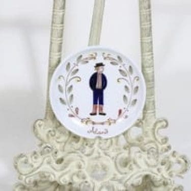 Arabia Åland koristelautanen, käsinmaalattu, suunnittelija , käsinmaalattu, pieni, kansallispukuaihe