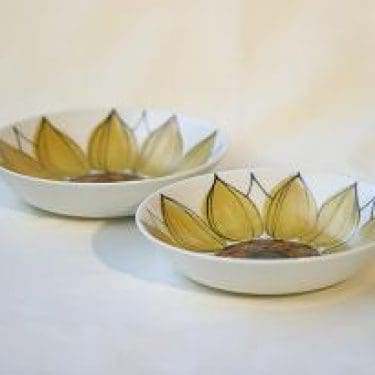 Arabia Aurinkoruusu lautasia, käsinmaalattu, 2 kpl, suunnittelija Hilkka-Liisa Ahola, käsinmaalattu