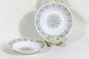 Arabia Sampo soup plates, 2 pcs, designer Raija Uosikkinen, copper ornament