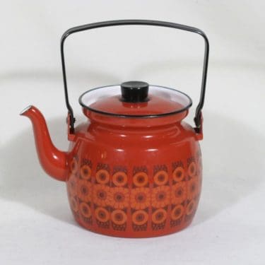 Finel Kehrä kahvipannu, punainen, suunnittelija Raija Uosikkinen, suuri, serikuva