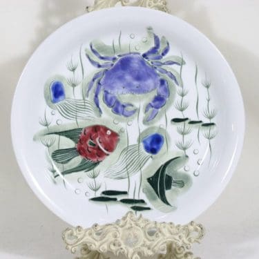 Arabia Crayfish lautanen, käsinmaalattu, suunnittelija Anja Juurikkala, käsinmaalattu