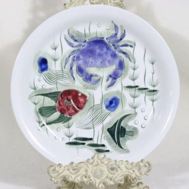 Arabia Crayfish lautanen, käsinmaalattu, suunnittelija Anja Juurikkala, käsinmaalattu