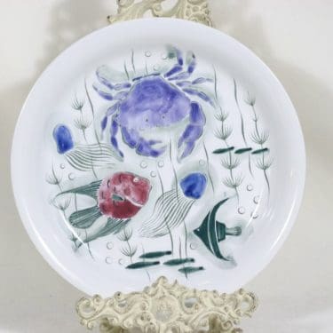 Arabia Crayfish lautanen, käsinmaalattu, suunnittelija Anja Juurikkala, käsinmaalattu