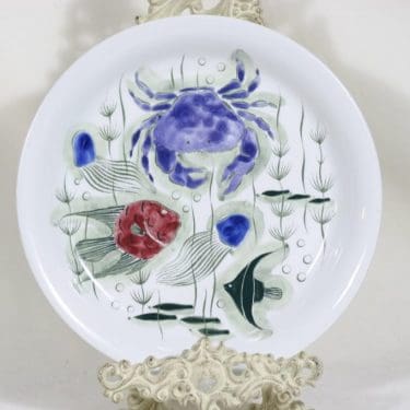 Arabia Crayfish lautanen, käsinmaalattu, suunnittelija Anja Juurikkala, käsinmaalattu