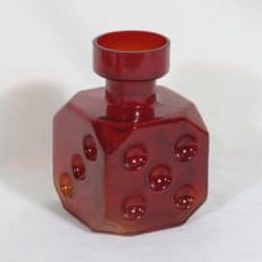 Riihimäen lasi Arpa on heitetty maljakko, rubiininpunainen, suunnittelija Erkkitapio Siiroinen,