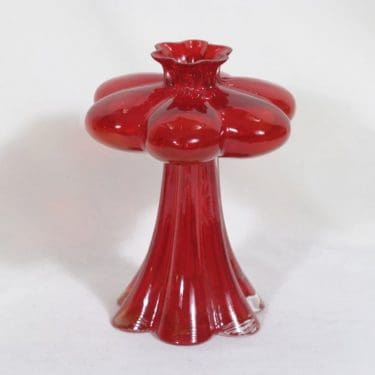 Riihimäen lasi Päivänkukka maljakko, punainen, suunnittelija Helena Tynell,