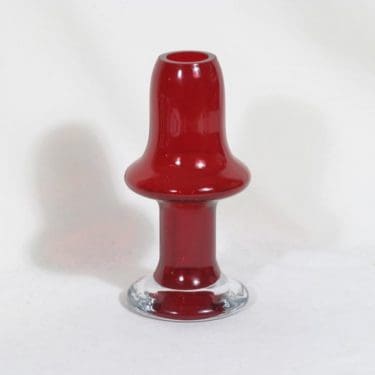 Riihimäen lasi Puisto maljakko, rubiininpunainen, suunnittelija Ulla-Maija Vikman,