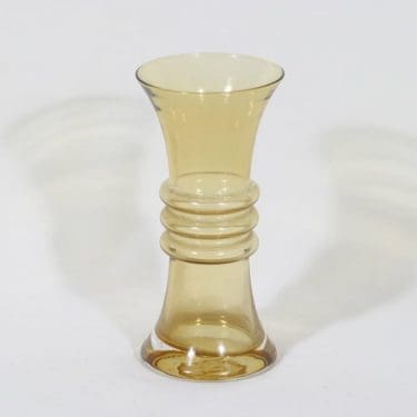 Riihimäen lasi Kielo maljakko, amber, suunnittelija Tamara Aladin,