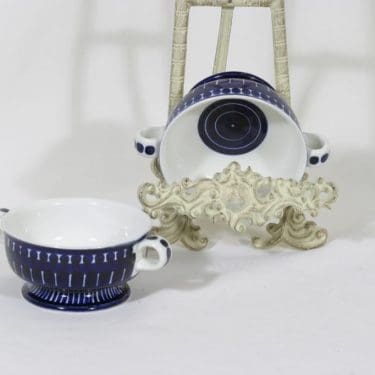 Arabia Valencia annoskulhot, käsinmaalattu, 2 kpl, suunnittelija Ulla Procope, käsinmaalattu, signeerattu