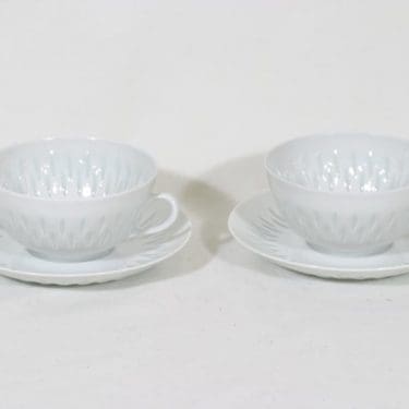 Arabia FK/D teekupit, 25 cl, 2 kpl, suunnittelija Friedl Holzer-Kjellberg, 25 cl, riisiposliini, massasigneerattu