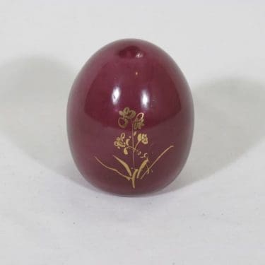 Nuutajärvi koristemuna, signeerattu, suunnittelija Edna Hibel, signeerattu, kultamaalaus, numeroitu