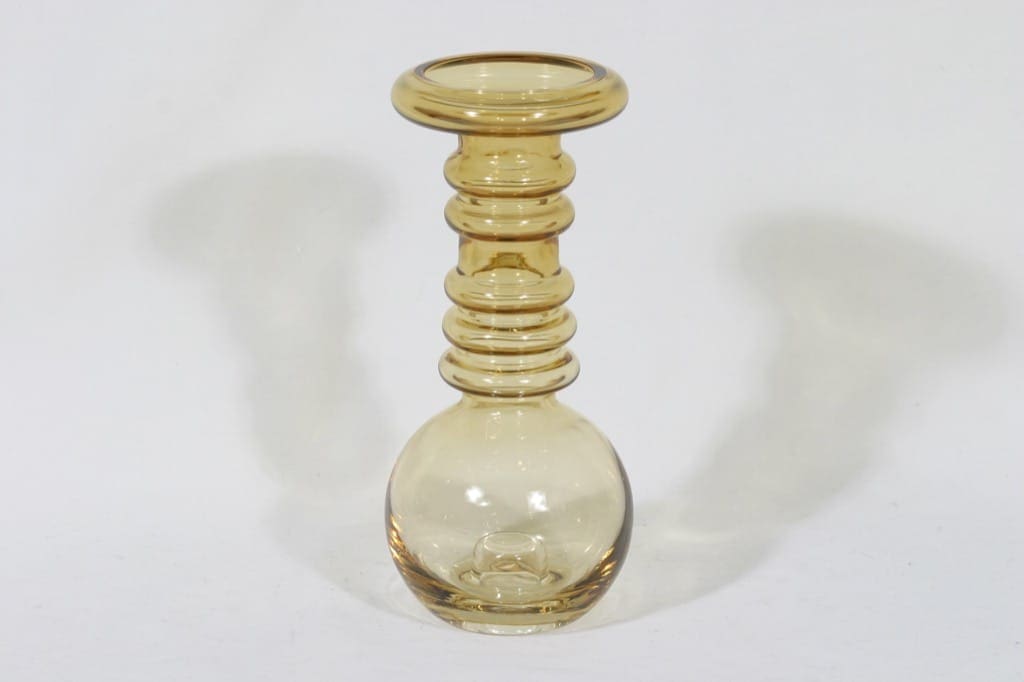 Riihimäen lasi Carmen kääntömaljakko, amber, suunnittelija Tamara Aladin, suuri