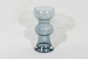 Riihimäen lasi Kielo maljakko, siniharmaa, suunnittelija Tamara Aladin,