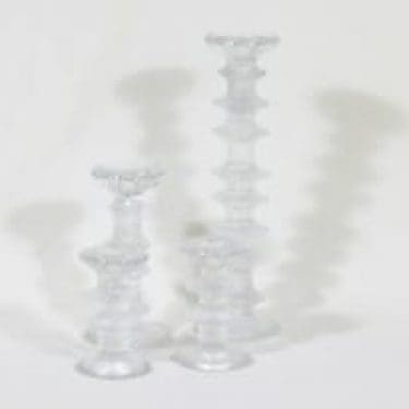 Iittala Festivo kynttilänjalat, eri kokoja, 4 kpl, suunnittelija Timo Sarpaneva, eri kokoja, signeerattu
