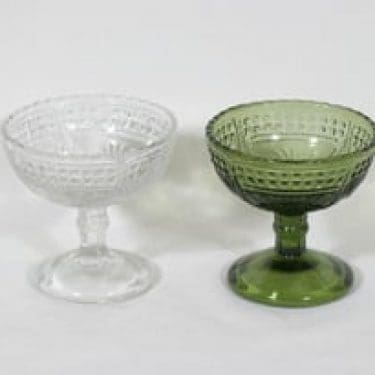 Nuutajärvi annoskulhot, eri värejä, 2 kpl, suunnittelija ,