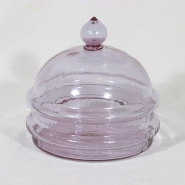 Riihimäen lasi Sulttaani juustokupu / kaviaariastia, ametisti, suunnittelija Nanny Still,