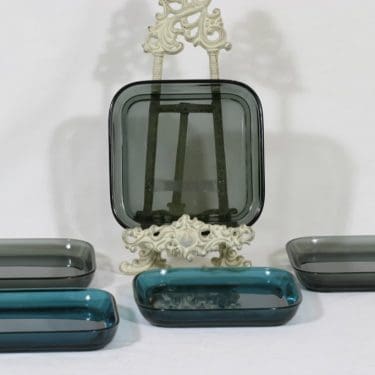 Nuutajärvi 5269 lautaset, eri värejä, 5 kpl, suunnittelija Kaj Franck,