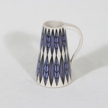 Kupittaan savi maljakko, käsinmaalattu, suunnittelija Atso Eskola, käsinmaalattu, pieni, signeerattu